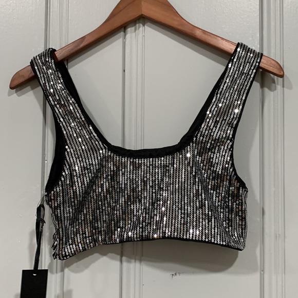 H.ours crop top - Picture 6 of 9